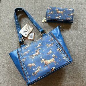 Conceal carry purse and matching wallet